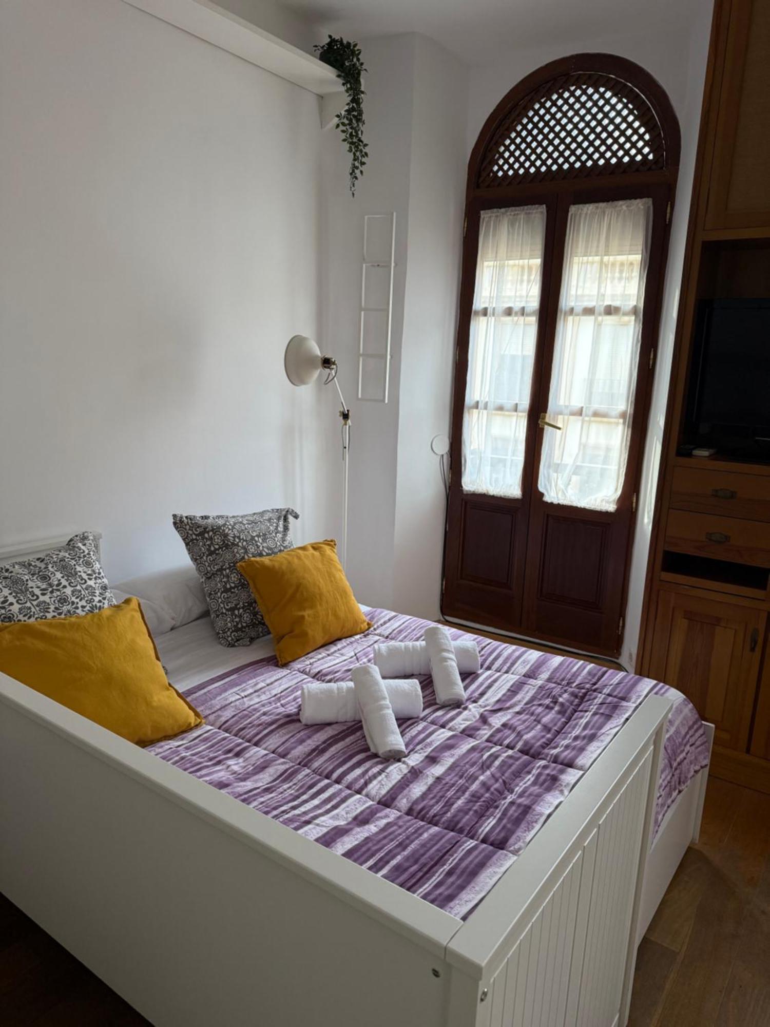 Cozy Studio 6 Min To Alhambra-2 Min To Cathedral Walking Granada Exterior foto